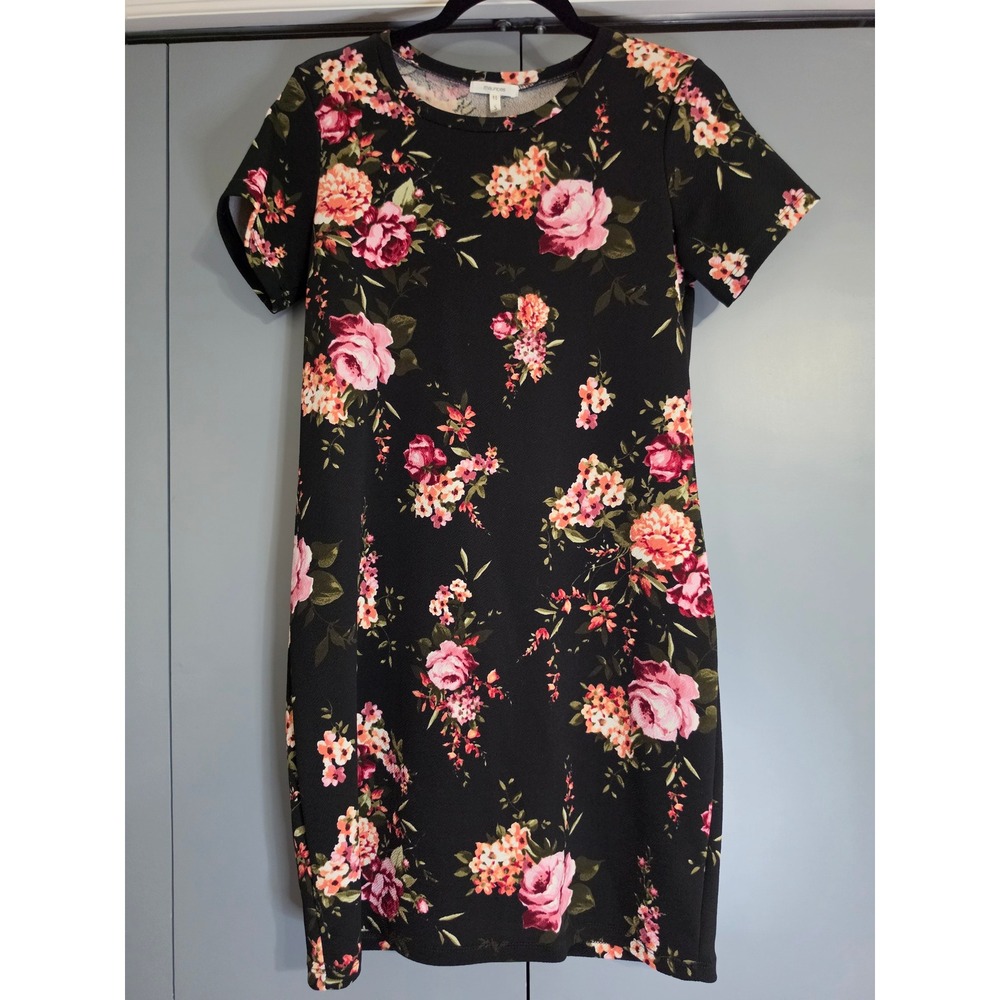 NWOT Maurices T-Shirt Dress Small Black Pink Floral Short Sleeve Crew Neck